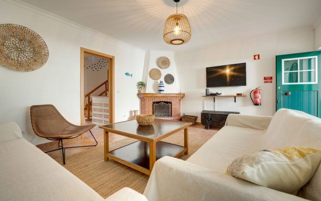 Real Estate 395 DSC05882