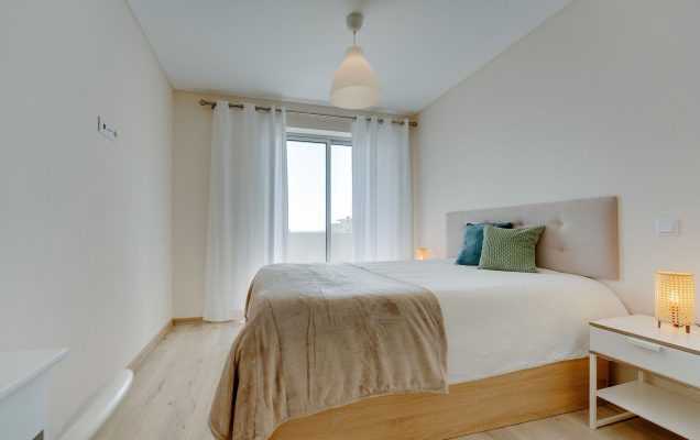 Real Estate 369 DSC09473