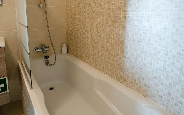 Real Estate 373 DSC09504